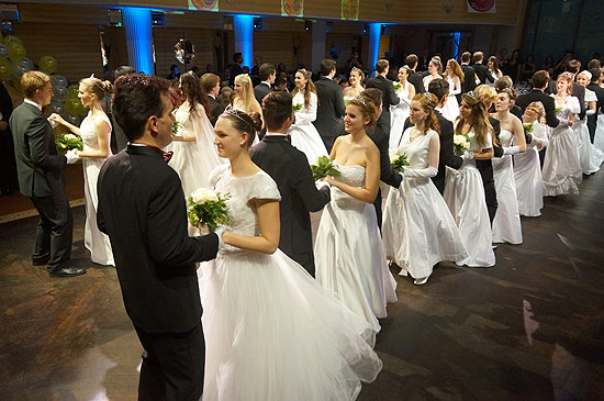 Fasching 2014 in München Narrhalla Gala mit Vorstellung der Narrhalla Debütanten am 15.11.2013 (©Foto:  Martin Schmitz)